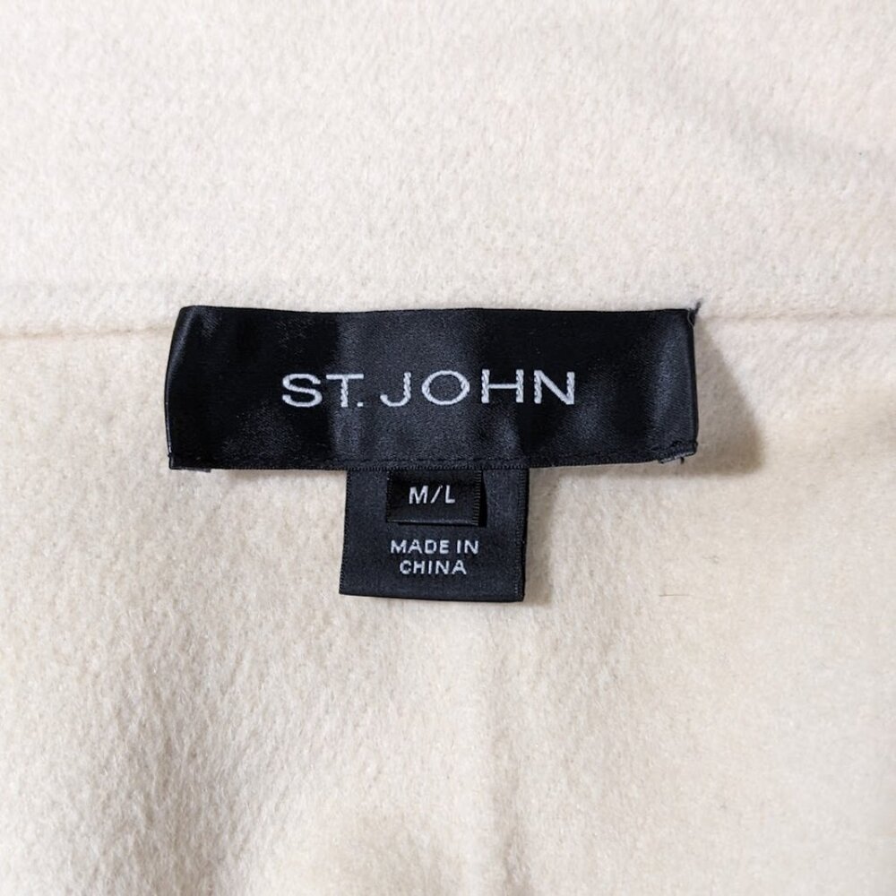 ST. JOHN Cream Double-Breasted Cape/Coat in Soft Angora/Wool blend - Picture 8 of 8